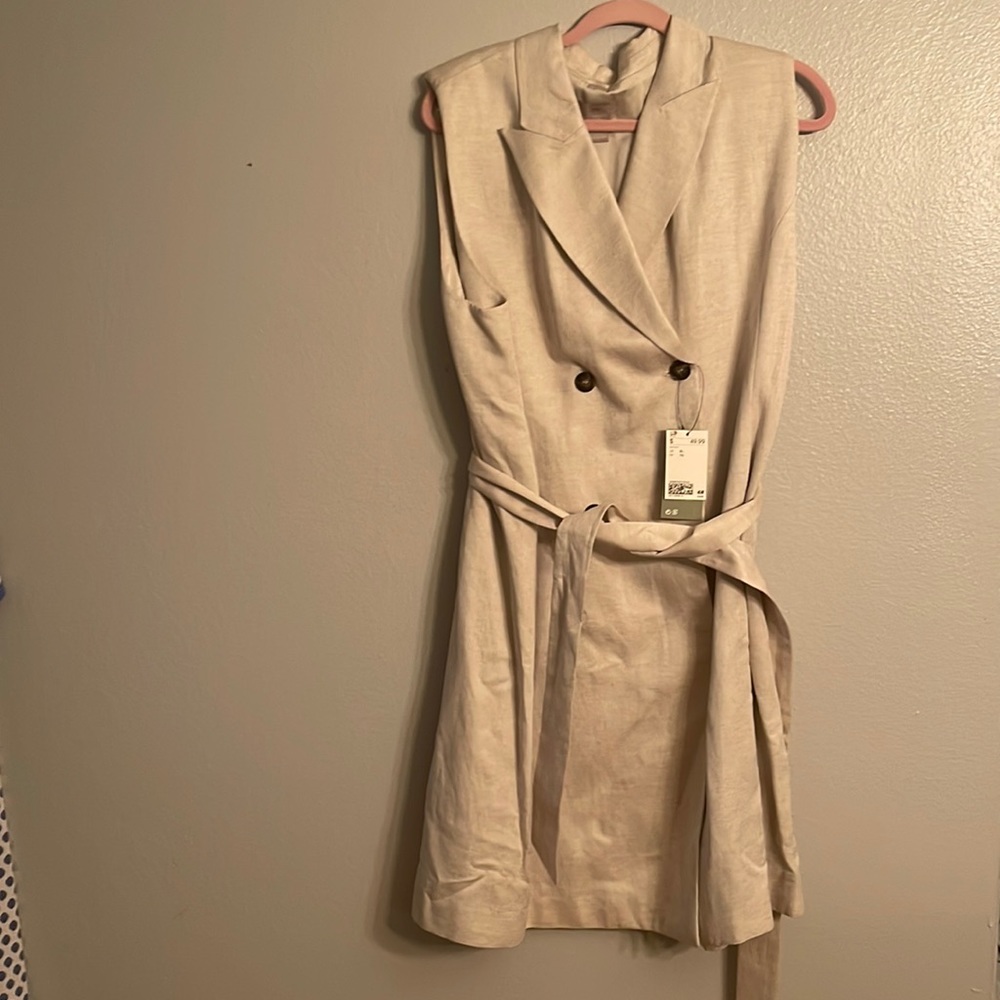 Women’s dress